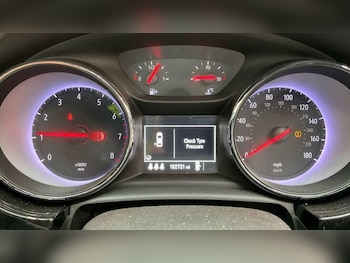 Used Vauxhall Astra 2016 for sale - 78633429: Photo