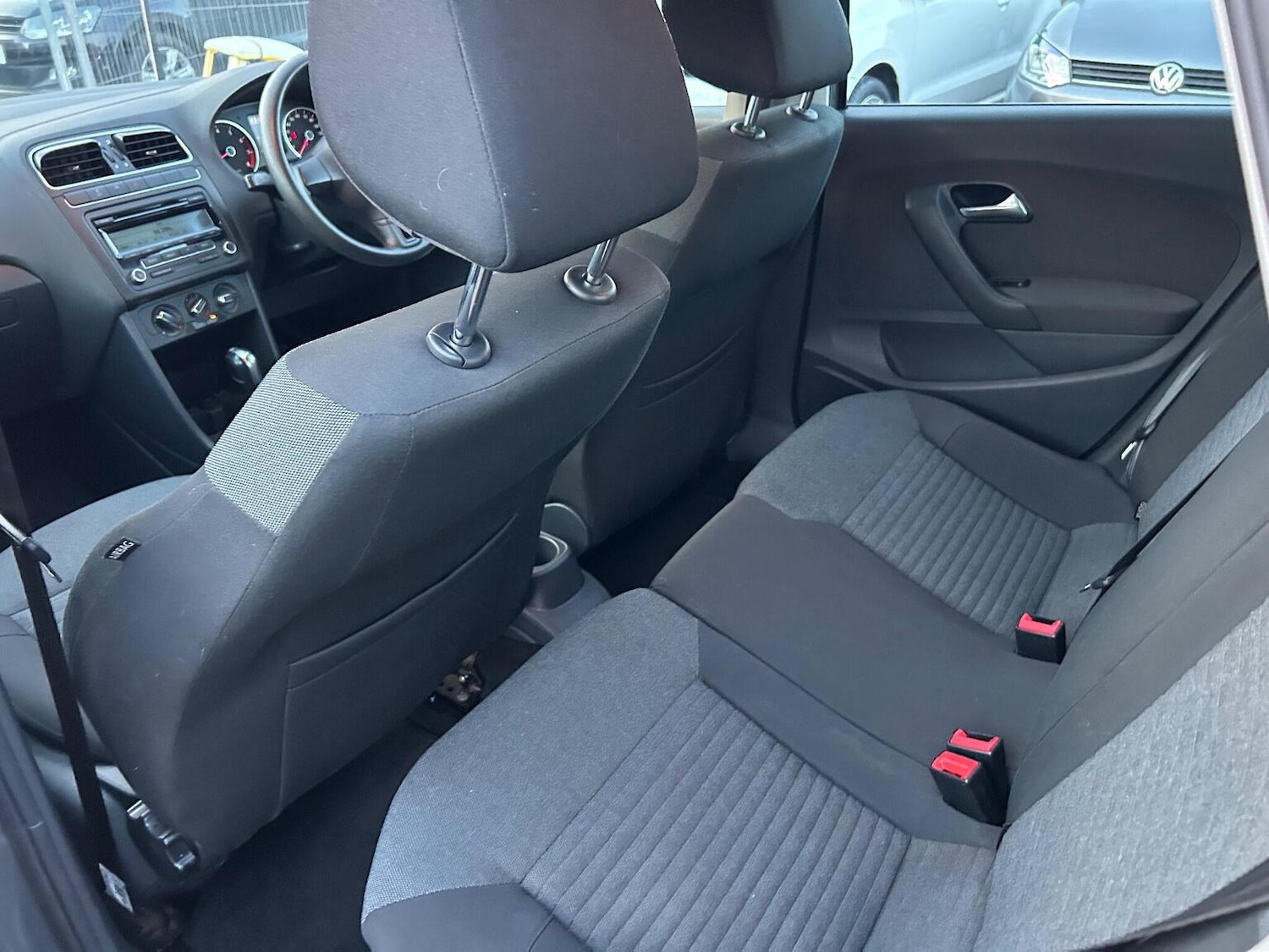 Used Volkswagen Polo 2011 for sale - 76963280: Photo 17