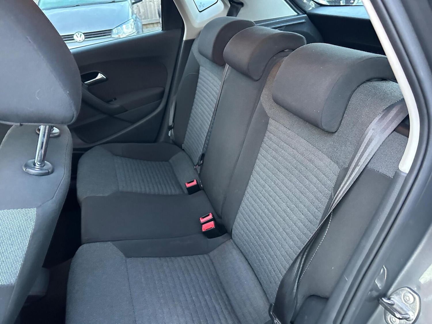 Used Volkswagen Polo 2011 for sale - 76963280: Photo 18