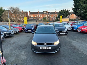 Used Volkswagen Polo 2011 for sale - 76963280: Photo