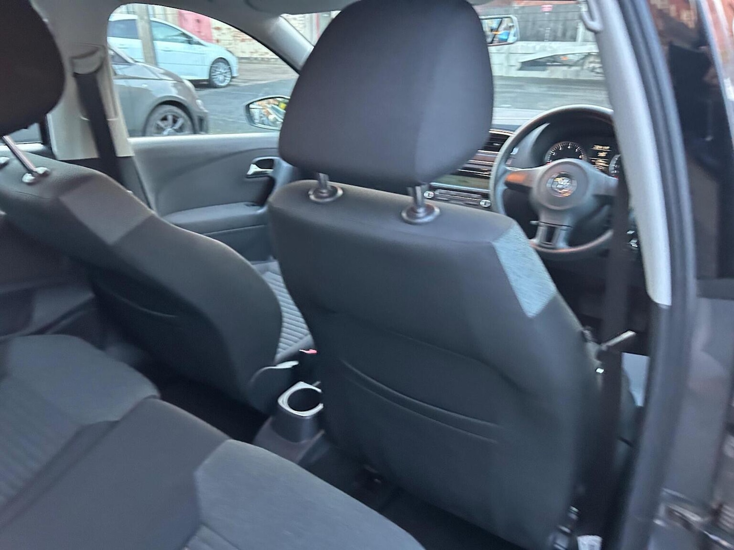 Used Volkswagen Polo 2011 for sale - 76963280: Photo 41