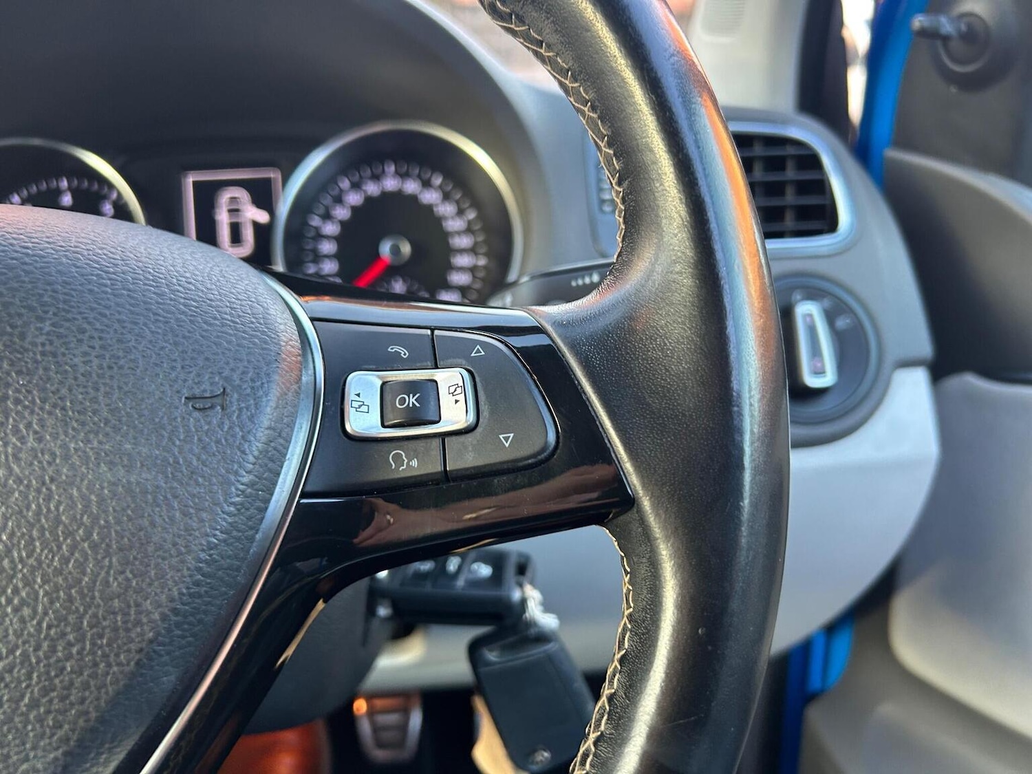 Used Volkswagen Polo 2015 for sale - 76963322: Photo 18