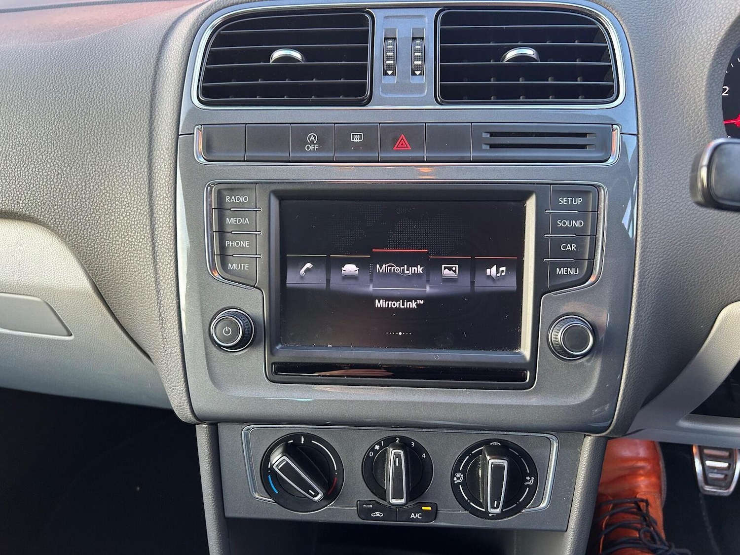 Used Volkswagen Polo 2015 for sale - 76963322: Photo 26