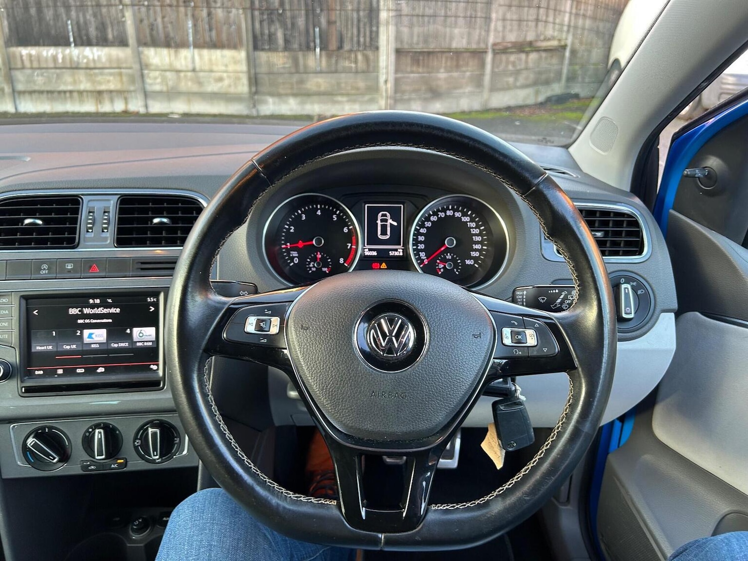 Used Volkswagen Polo 2015 for sale - 76963322: Photo 32
