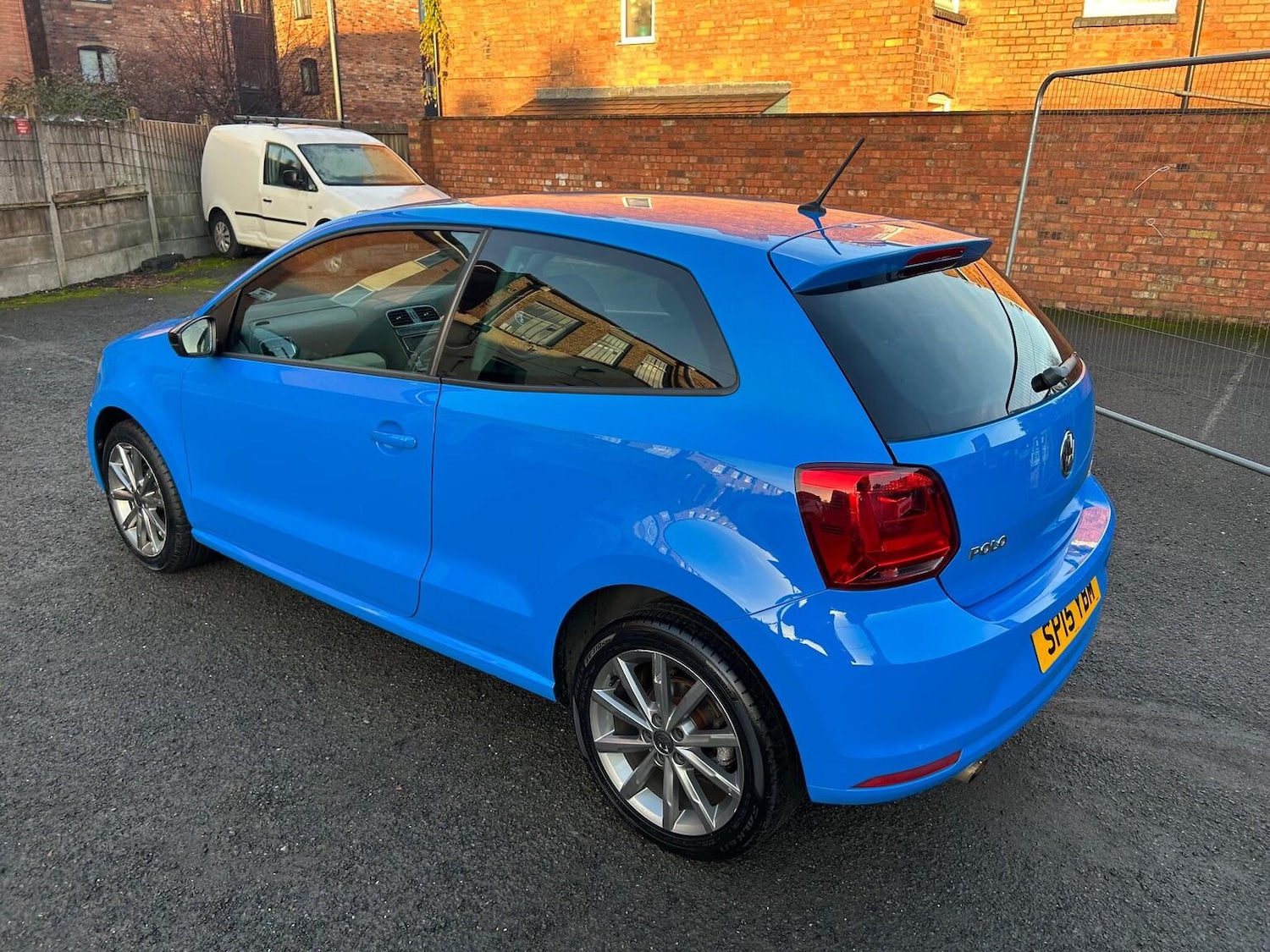 Used Volkswagen Polo 2015 for sale - 76963322: Photo 4