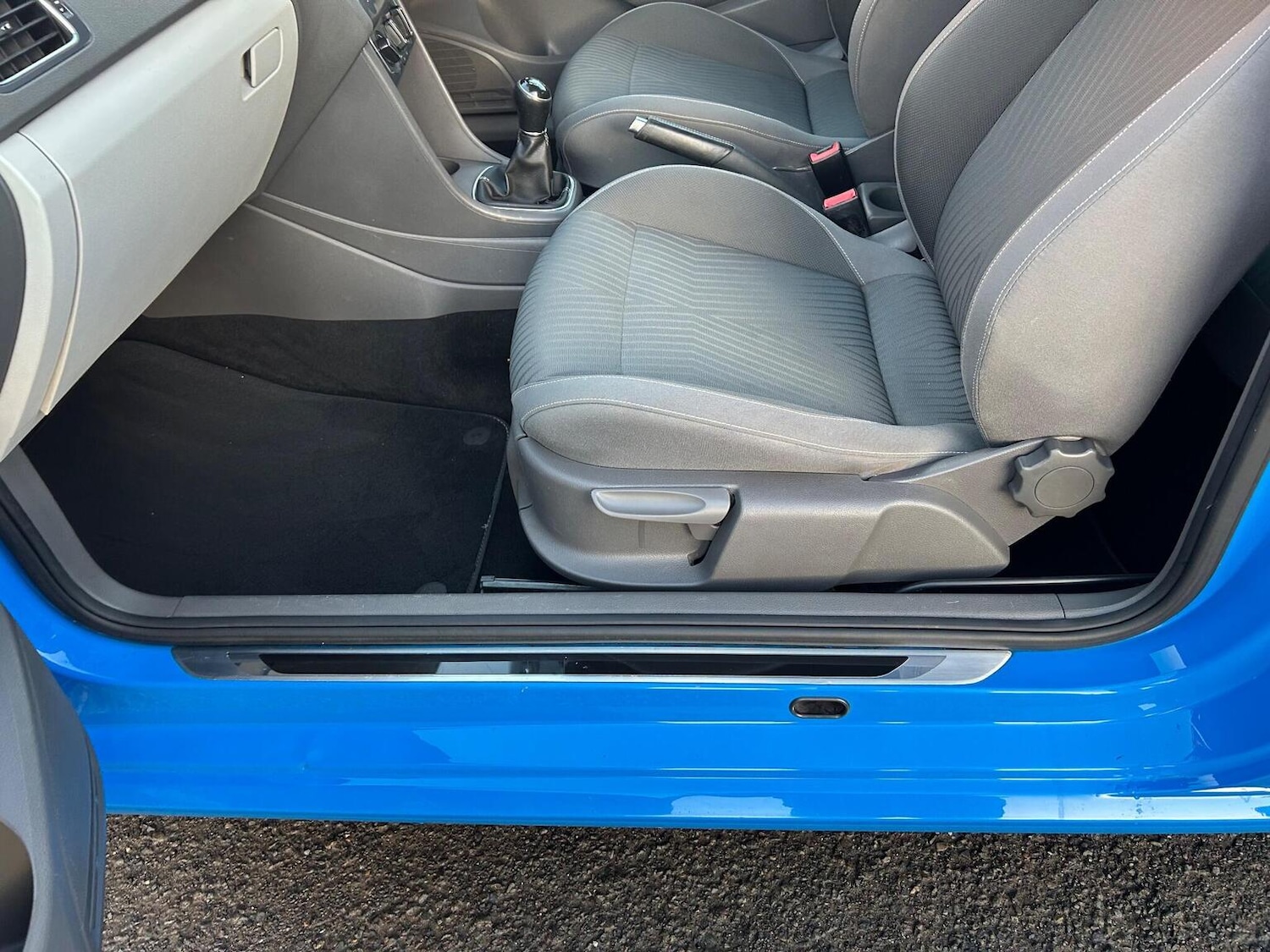 Used Volkswagen Polo 2015 for sale - 76963322: Photo 41