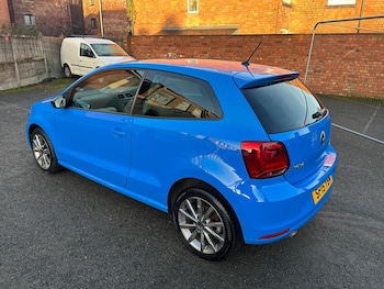 Used Volkswagen Polo 2015 for sale - 76963322: Photo