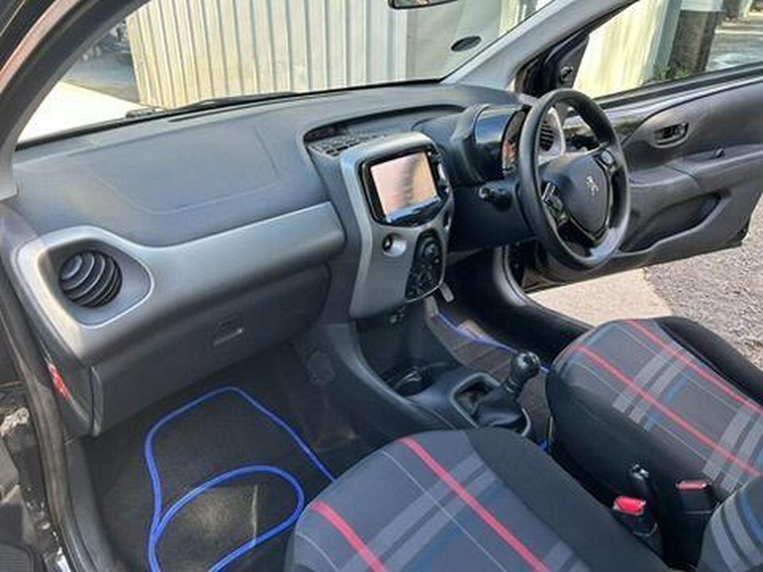 Used Peugeot 108 2015 for sale - 78201989: Photo 12