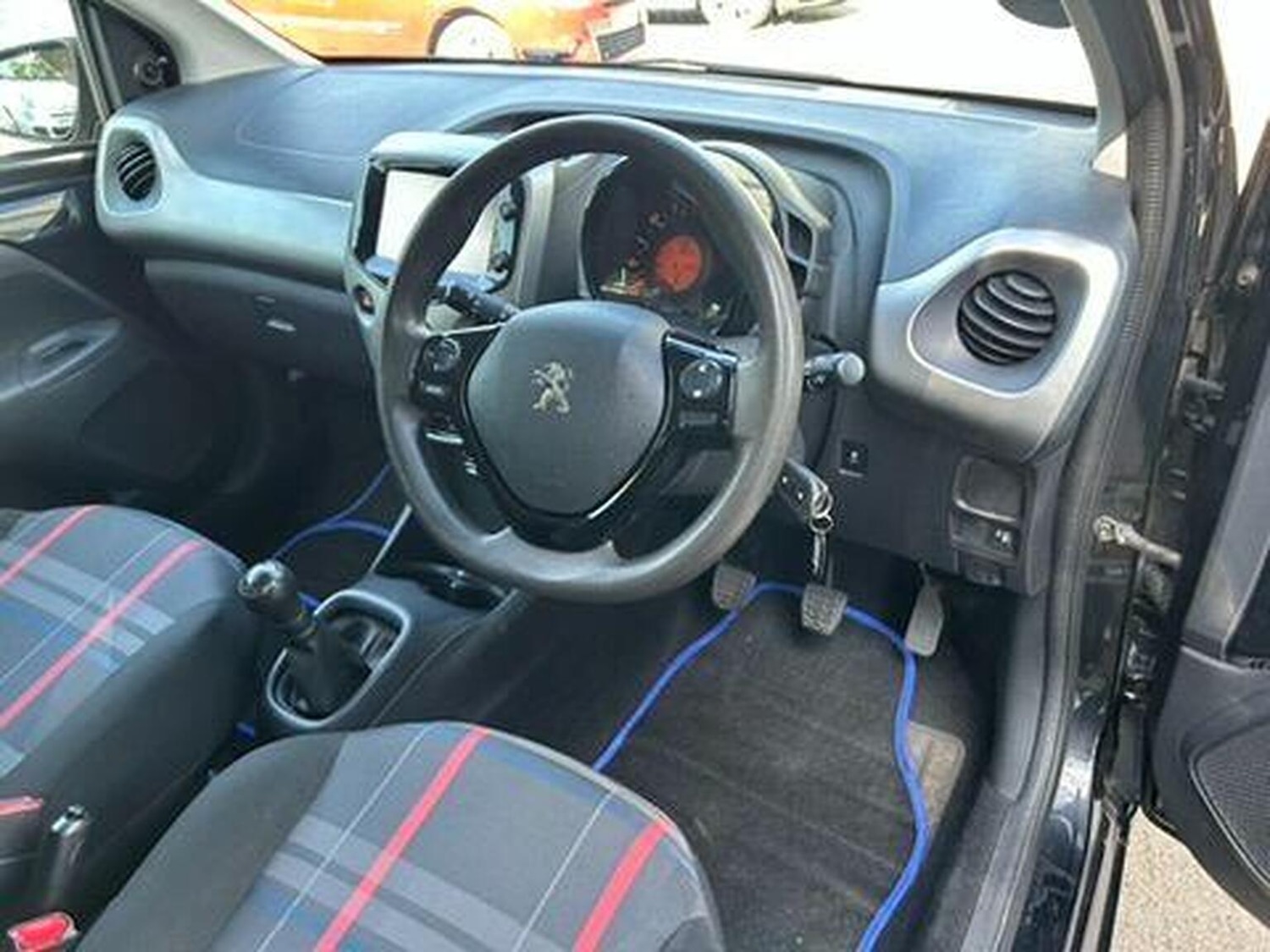 Used Peugeot 108 2015 for sale - 78201989: Photo 14