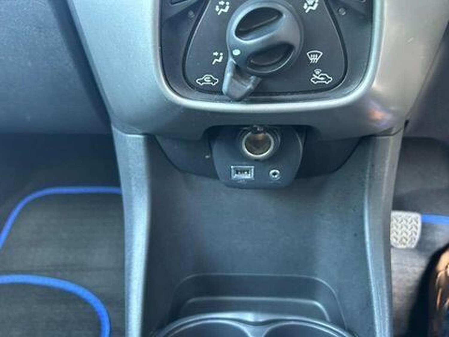 Used Peugeot 108 2015 for sale - 78201989: Photo 25