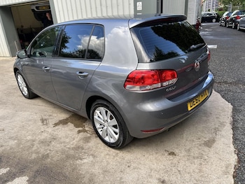 Used Volkswagen Golf 2010 for sale - 78584377: Photo