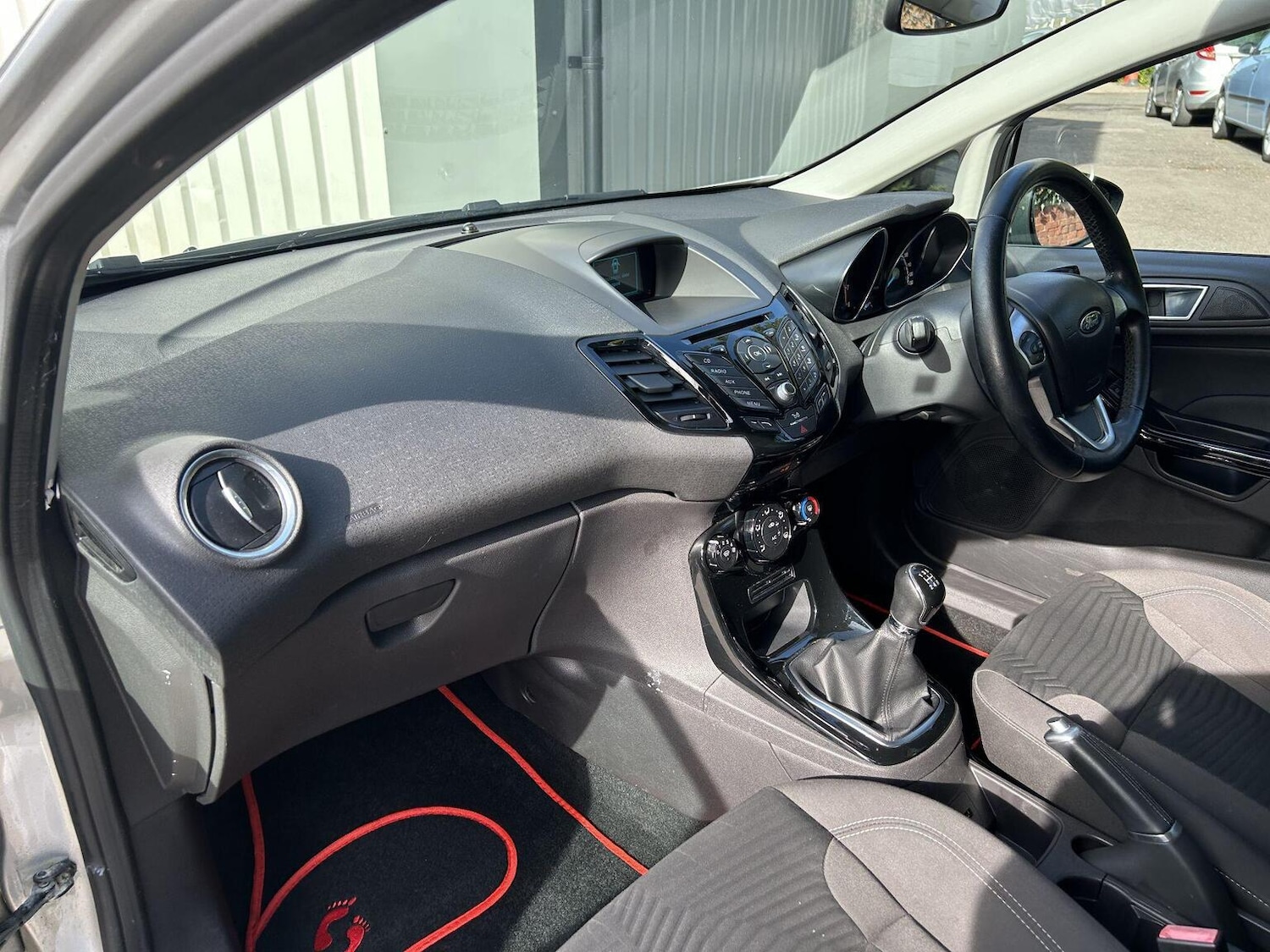 Used Ford Fiesta 2015 for sale - 78162203: Photo 12