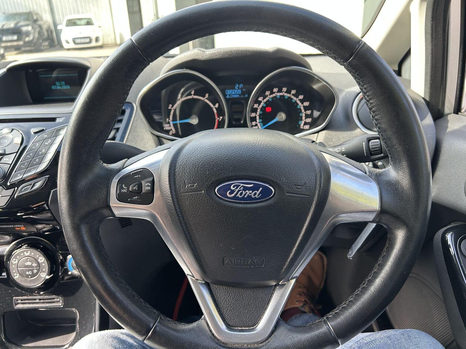 Used Ford Fiesta 2015 for sale - 78162203: Photo 33