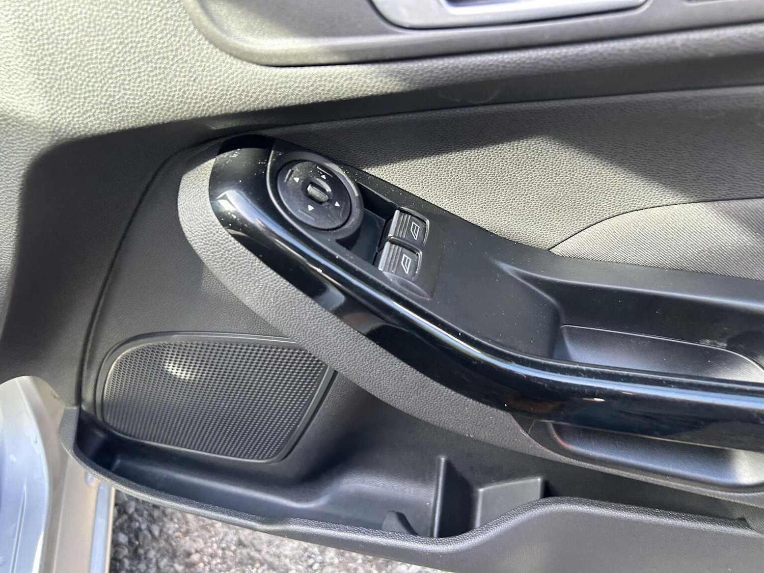 Used Ford Fiesta 2015 for sale - 78162203: Photo 41