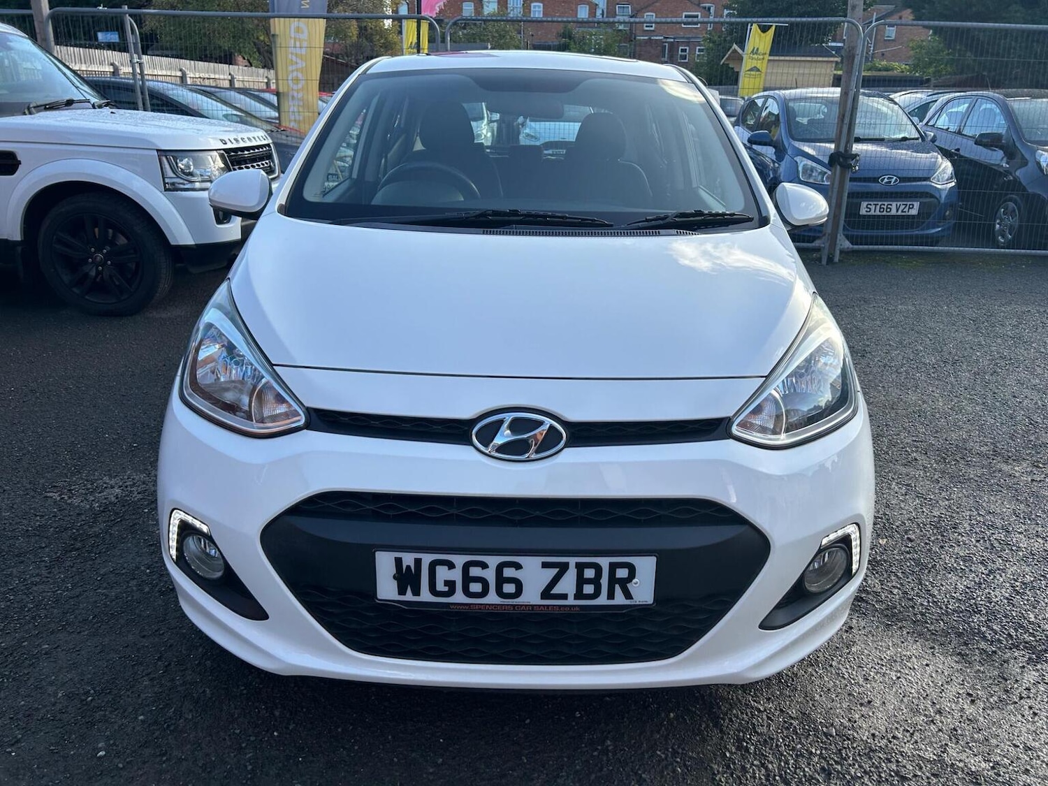 Used Hyundai i10 2016 for sale - 76963431: Photo 5