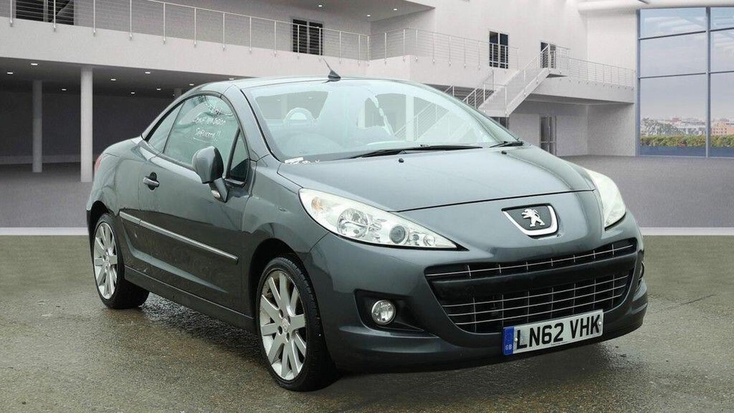 Used Peugeot 207 2012 for sale - 77501473: Photo 2
