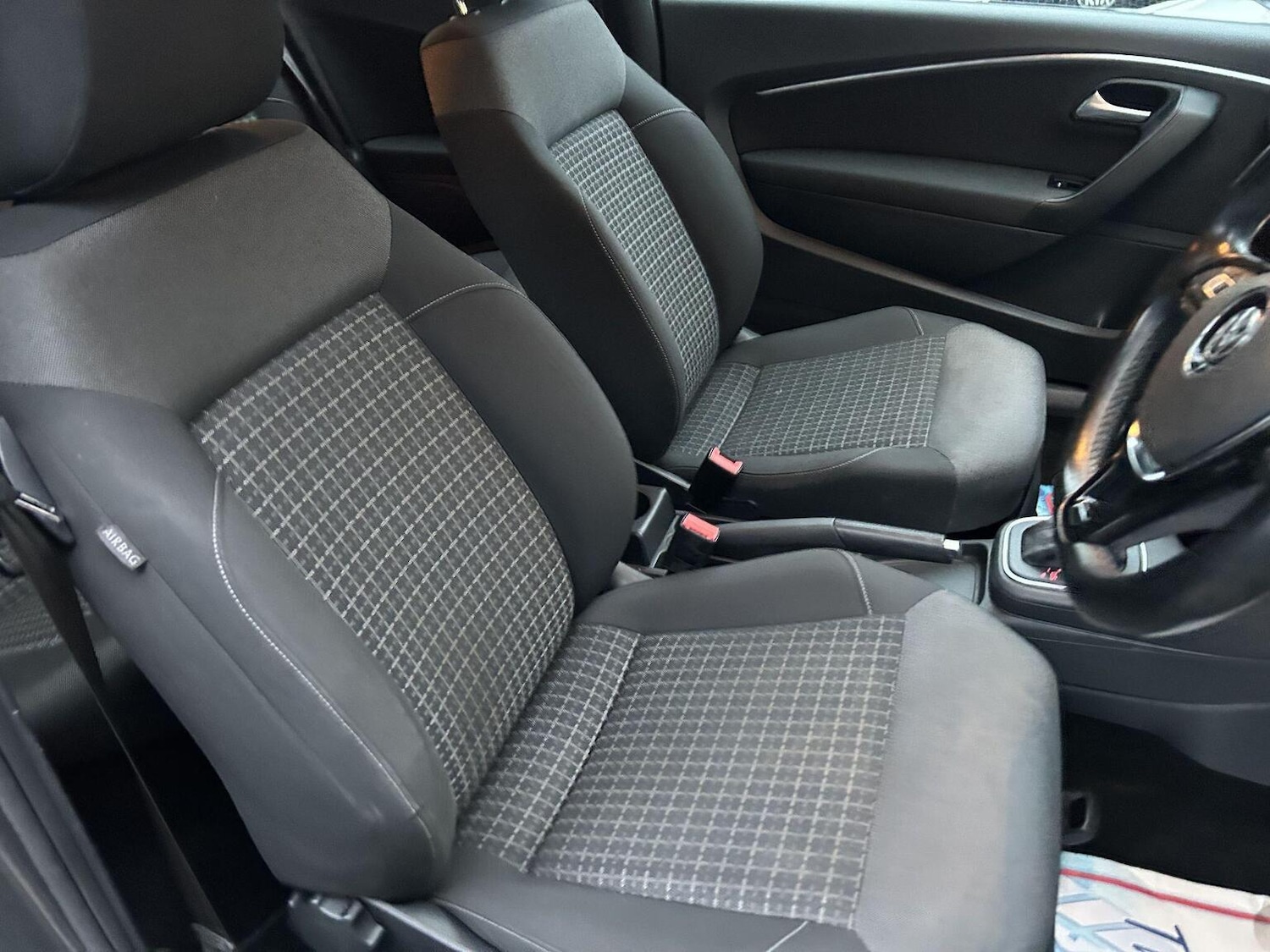 Used Volkswagen Polo 2015 for sale - 77836838: Photo 16