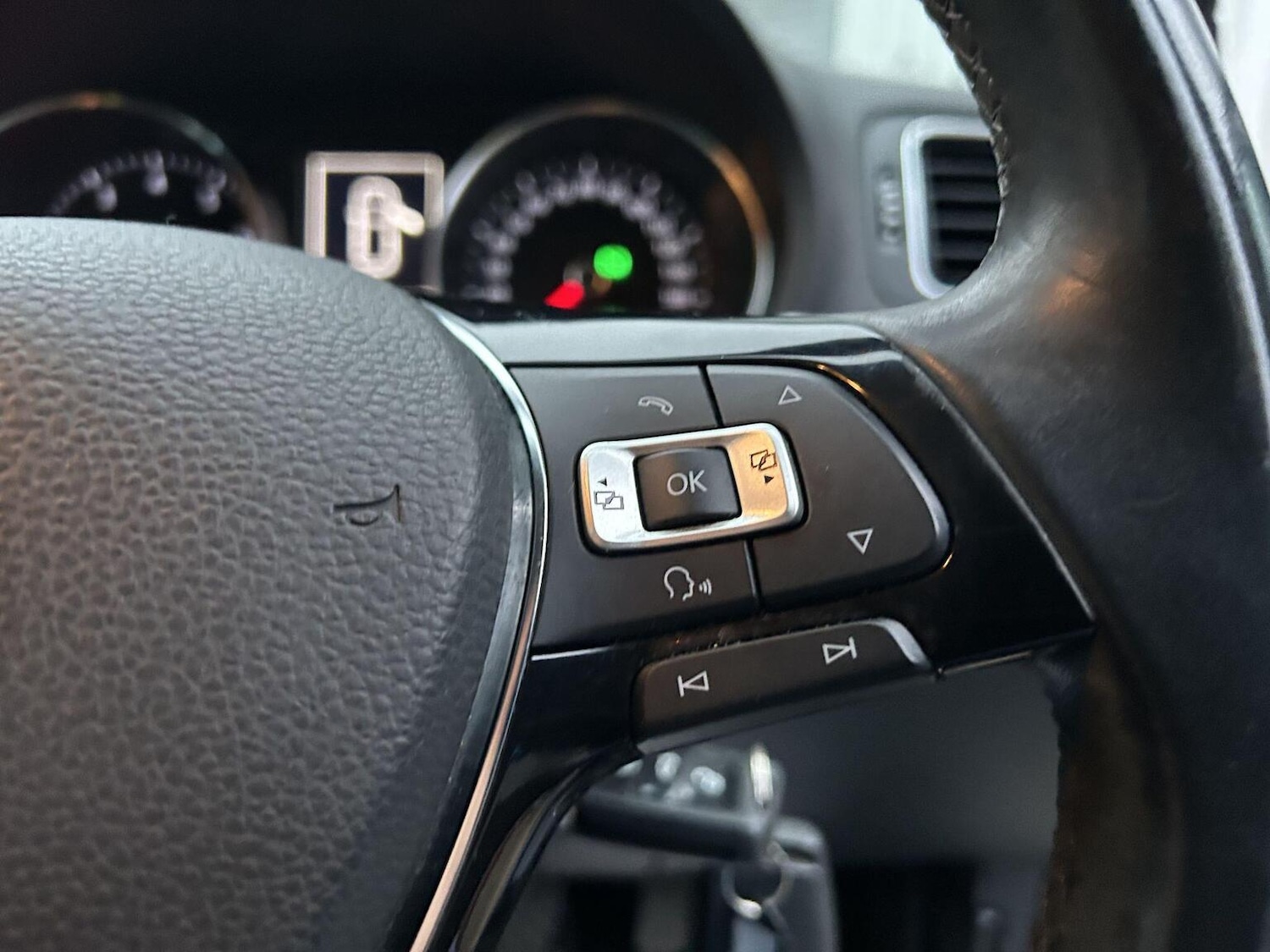 Used Volkswagen Polo 2015 for sale - 77836838: Photo 19