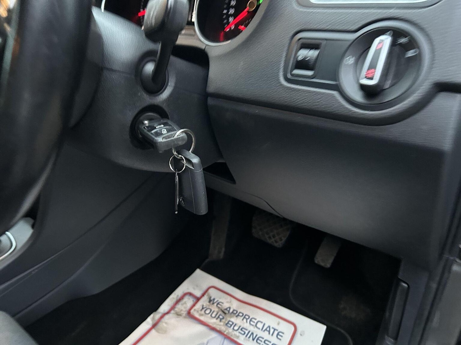 Used Volkswagen Polo 2015 for sale - 77836838: Photo 36