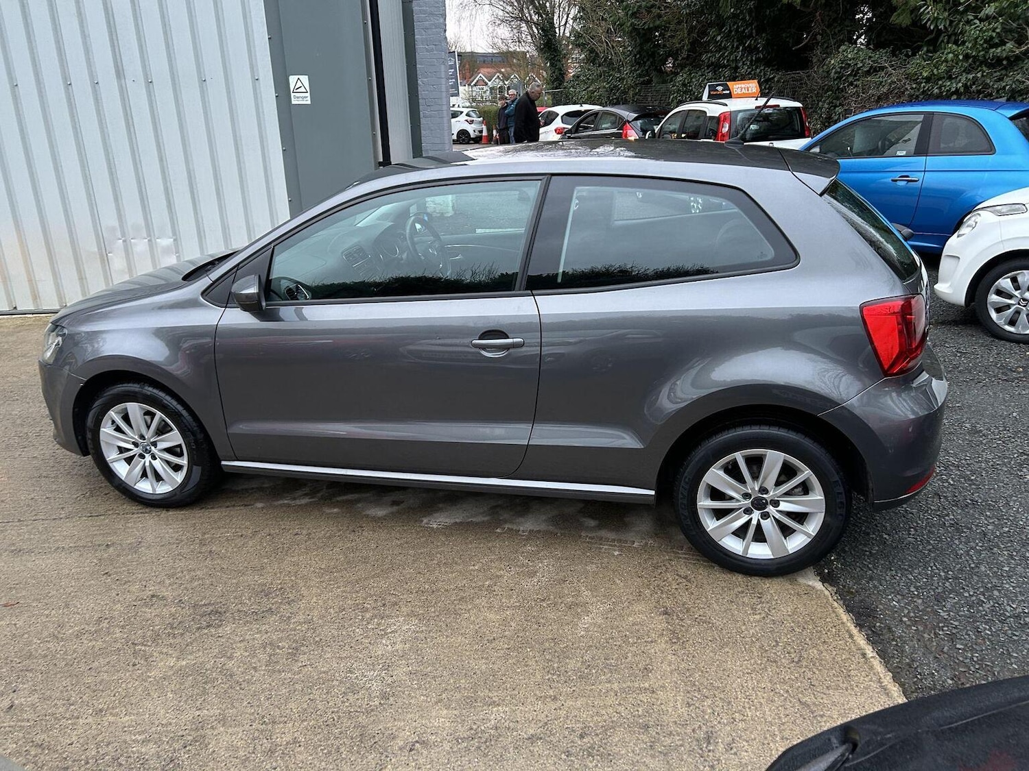 Used Volkswagen Polo 2015 for sale - 77836838: Photo 7