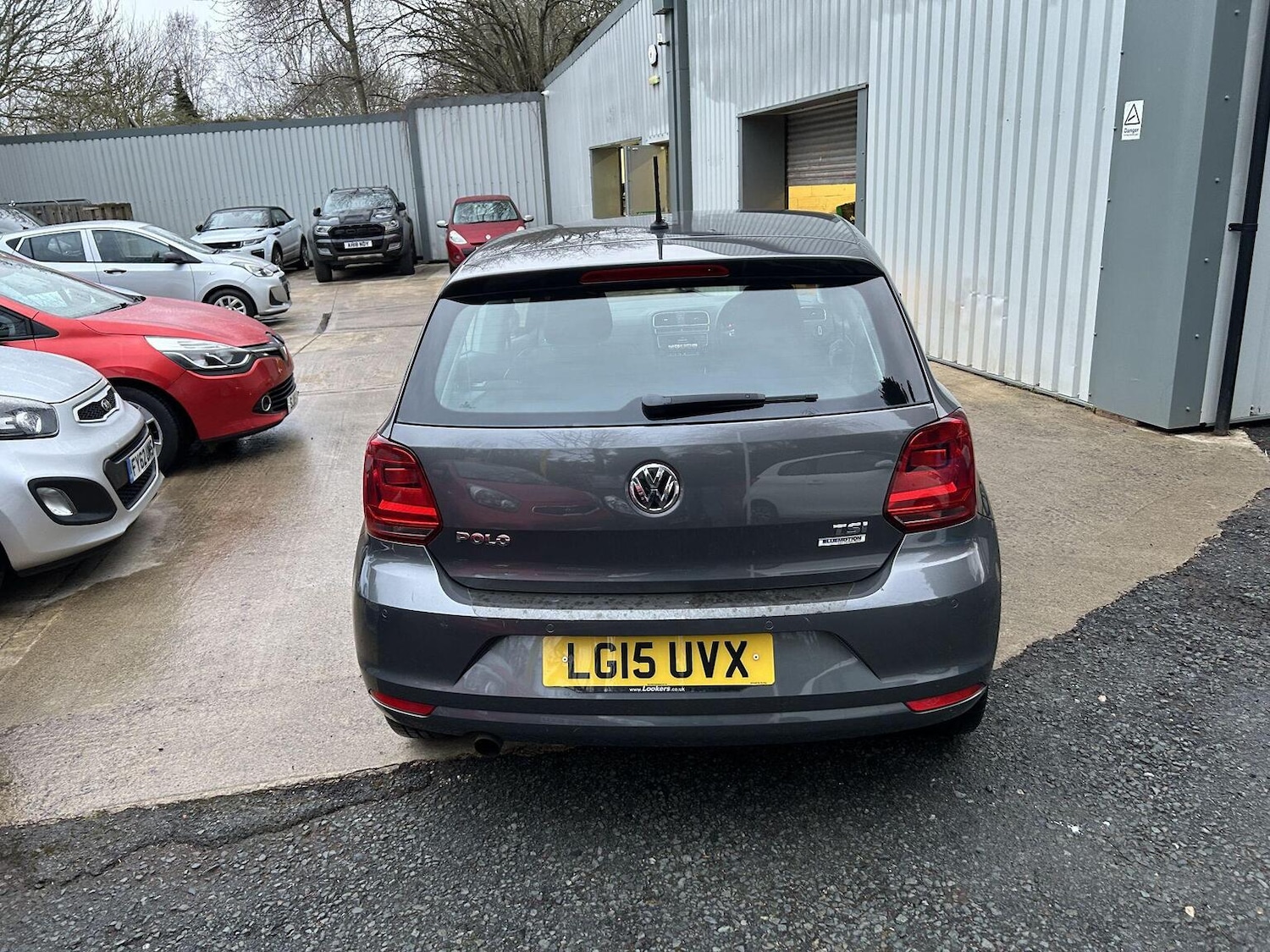 Used Volkswagen Polo 2015 for sale - 77836838: Photo 8