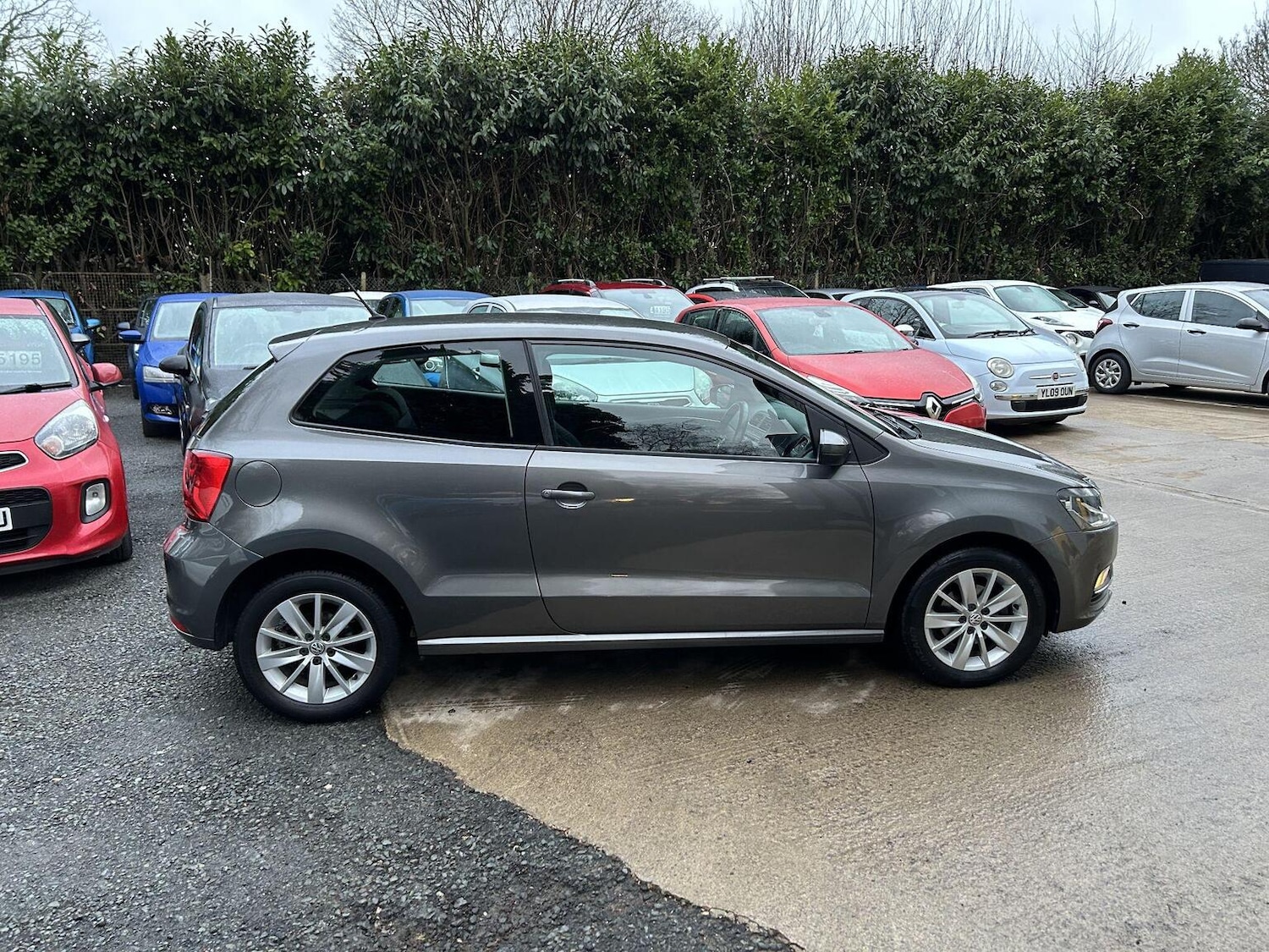 Used Volkswagen Polo 2015 for sale - 77836838: Photo 9