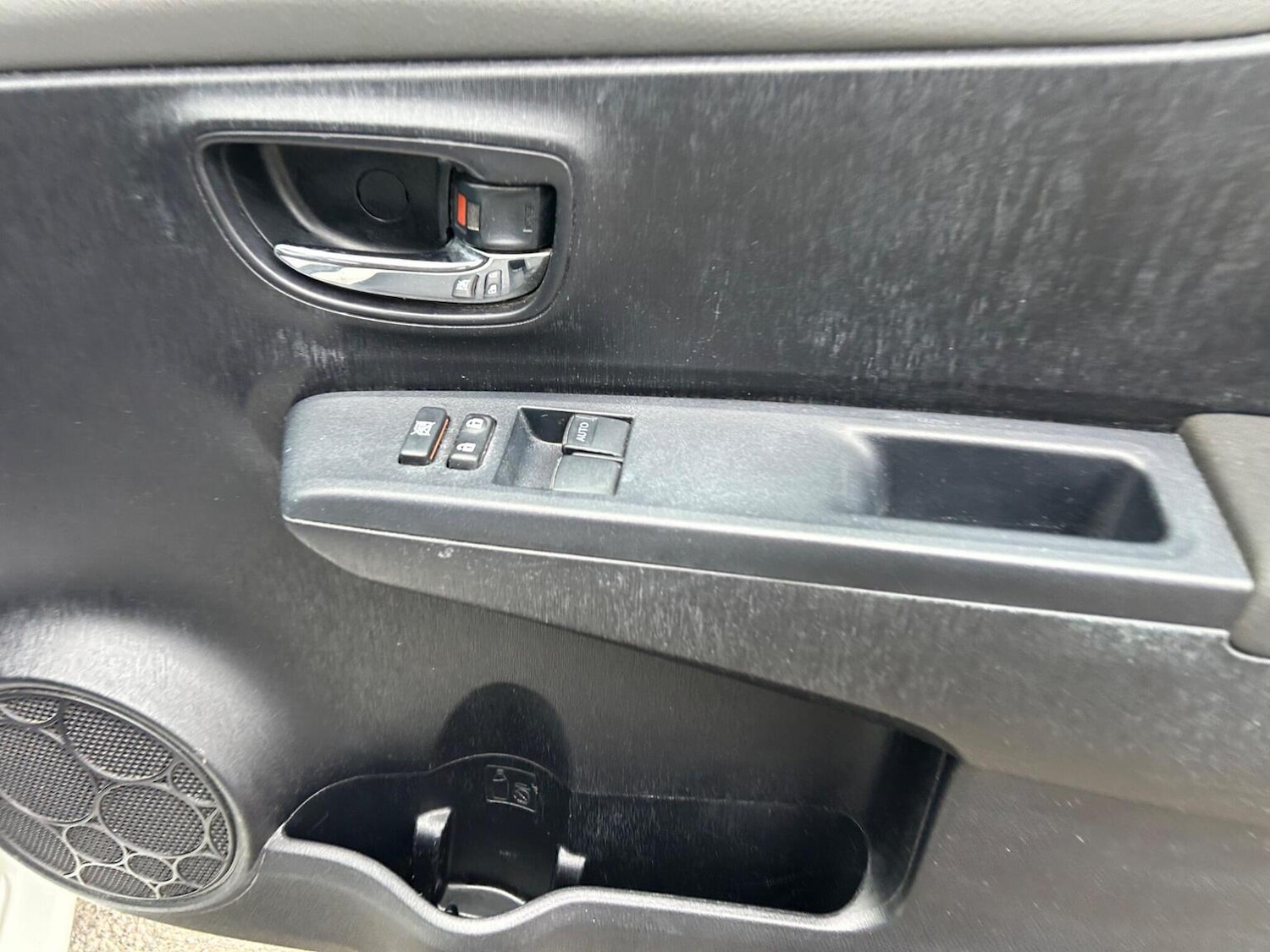 Used Toyota Yaris 2012 for sale - 76963399: Photo 20