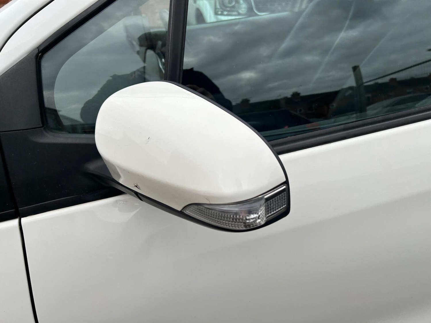 Used Toyota Yaris 2012 for sale - 76963399: Photo 34