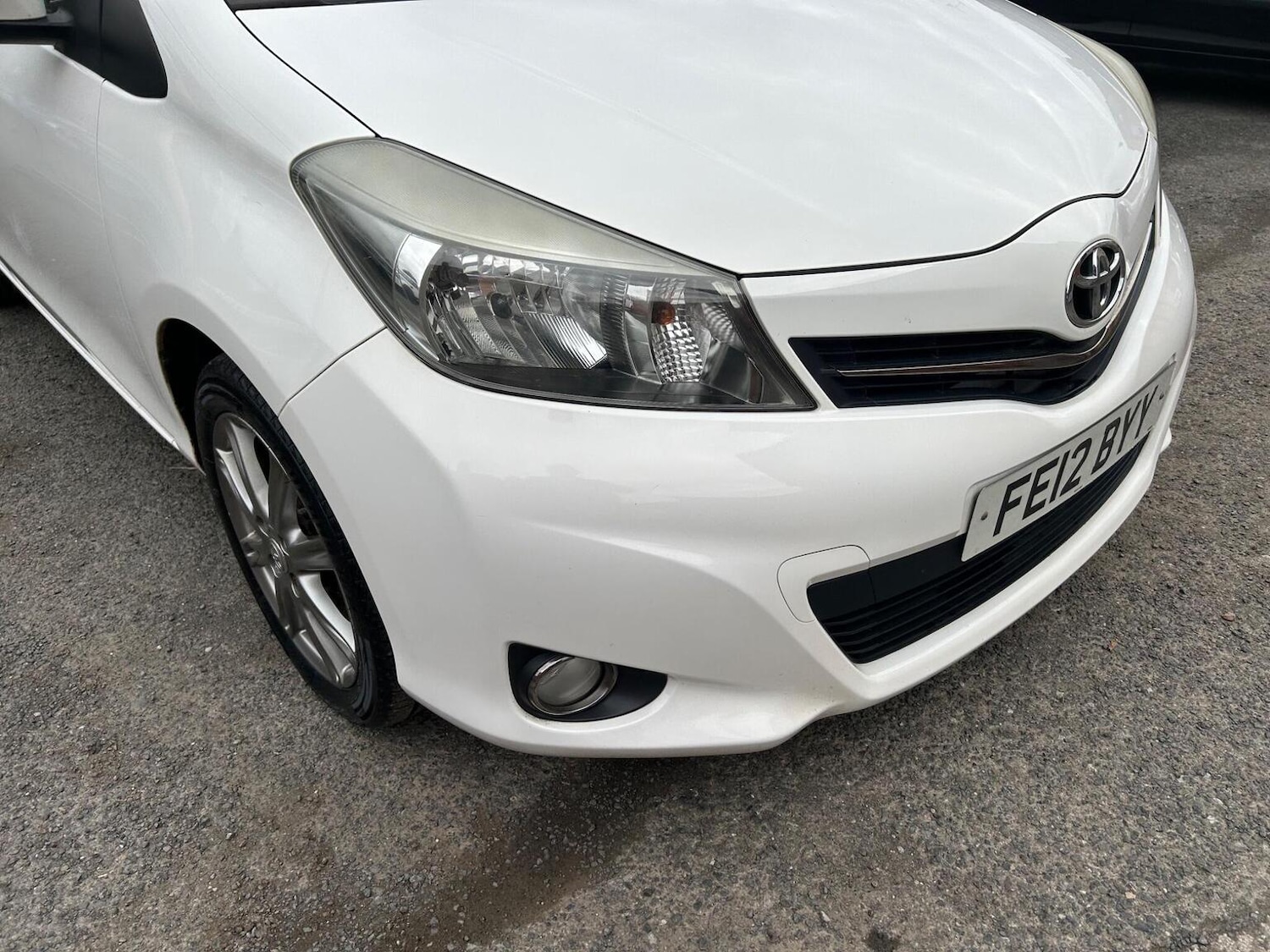 Used Toyota Yaris 2012 for sale - 76963399: Photo 44