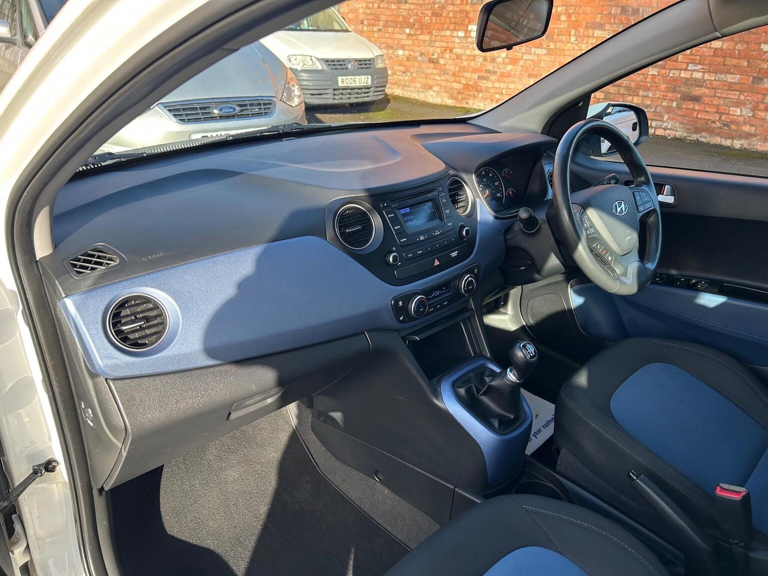 Used Hyundai i10 2016 for sale - 77052994: Photo 11