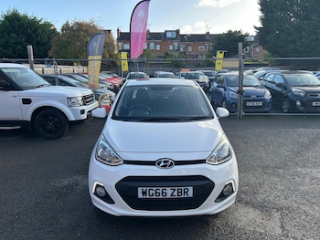 Used Hyundai i10 2016 for sale - 77052994: Photo