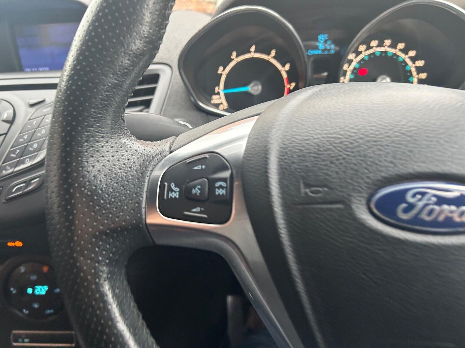 Used Ford Fiesta 2016 for sale - 76963254: Photo 22