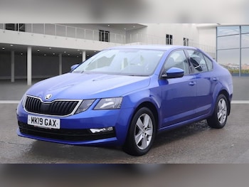 Used Skoda Octavia 2019 for sale - 77080770: Photo
