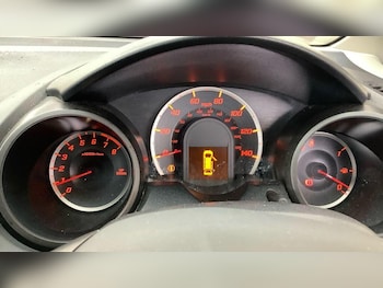 Used Honda Jazz 2013 for sale - 79395174: Photo
