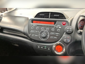 Used Honda Jazz 2013 for sale - 79395174: Photo