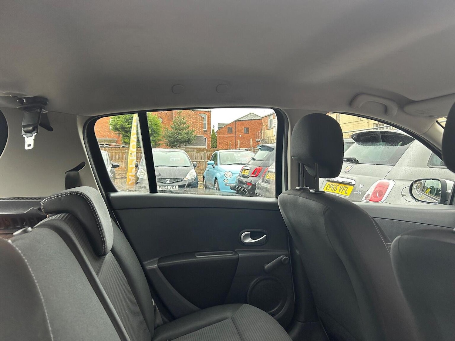 Used Renault Clio 2012 for sale - 76963273: Photo 19