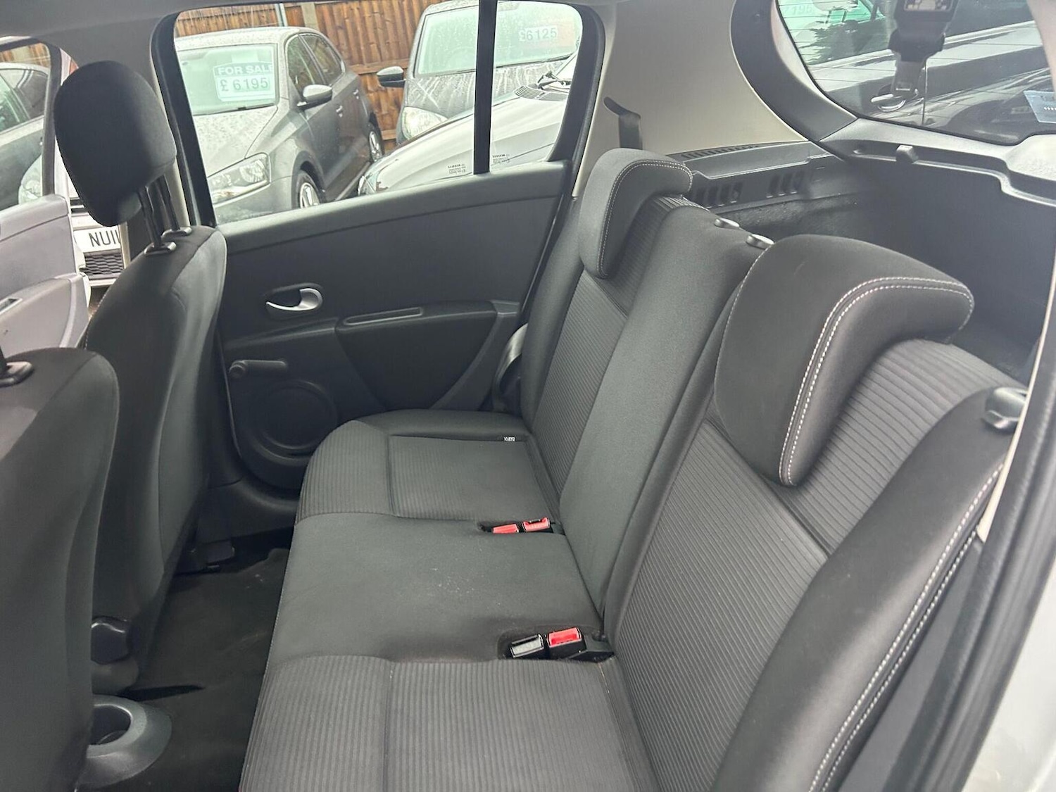 Used Renault Clio 2012 for sale - 76963273: Photo 21