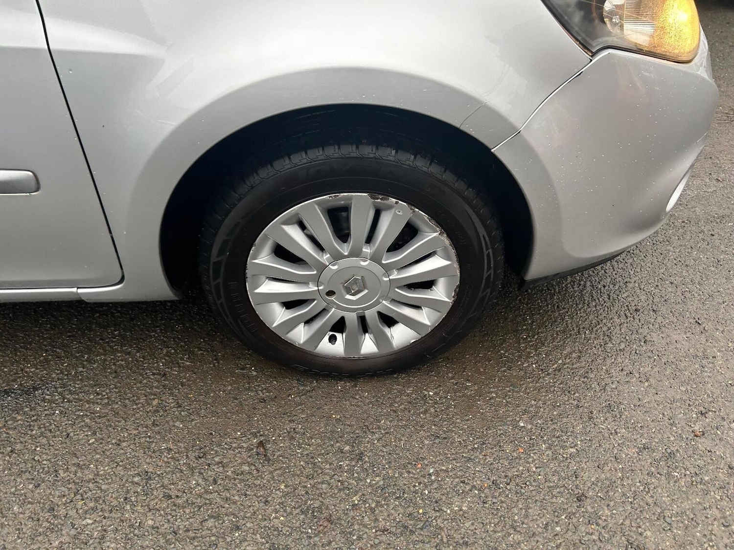 Used Renault Clio 2012 for sale - 76963273: Photo 27