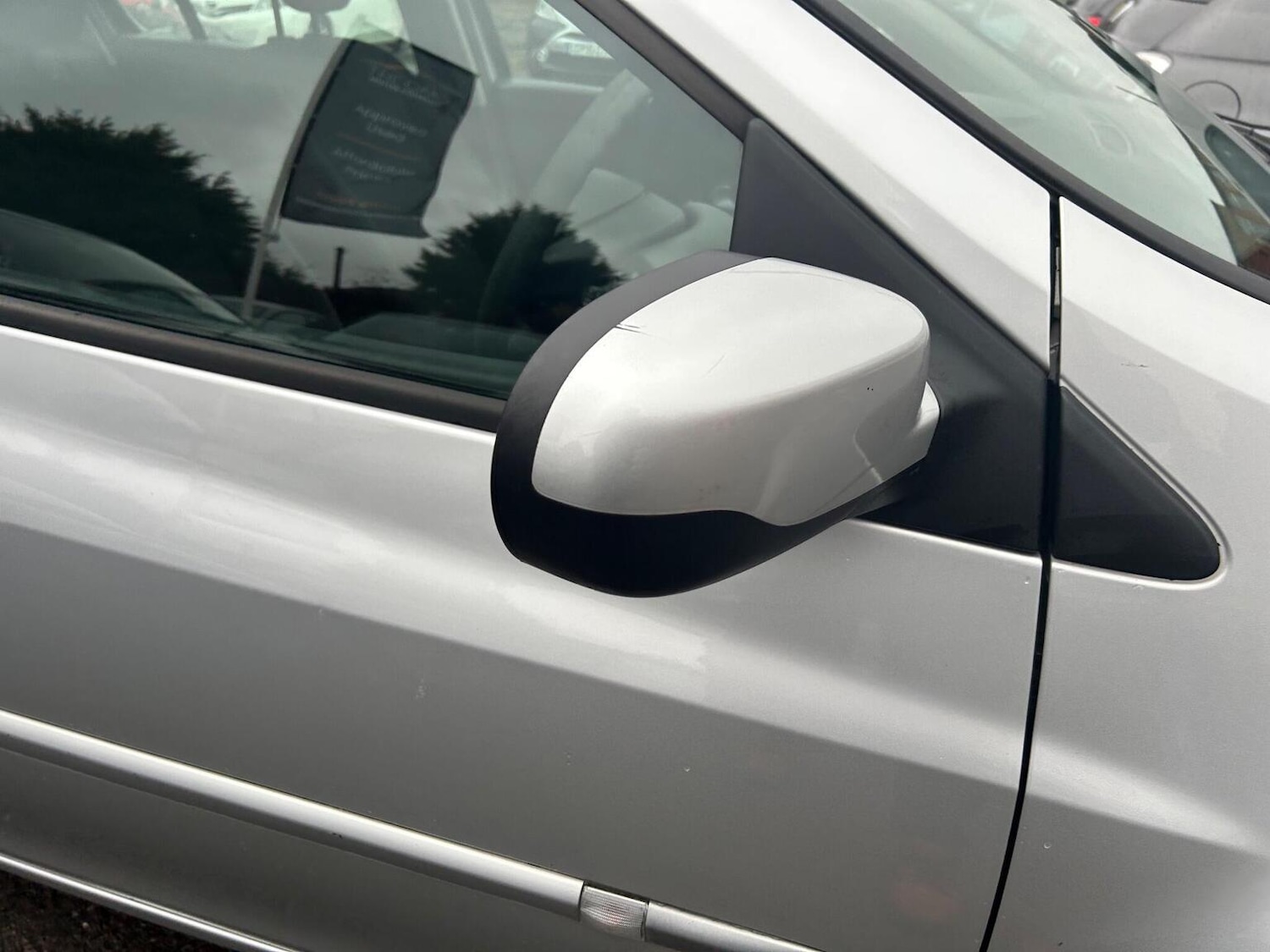 Used Renault Clio 2012 for sale - 76963273: Photo 33