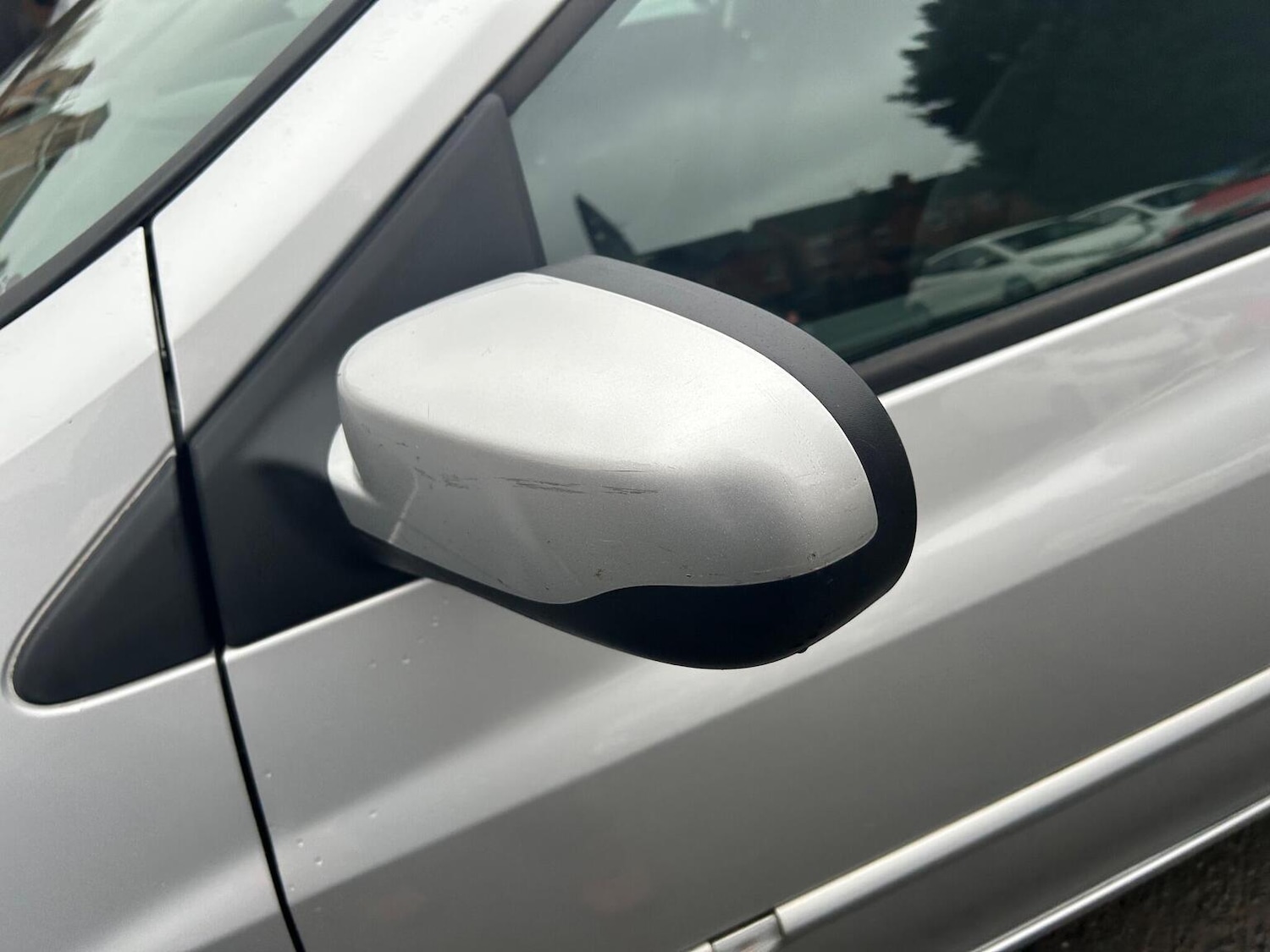 Used Renault Clio 2012 for sale - 76963273: Photo 34