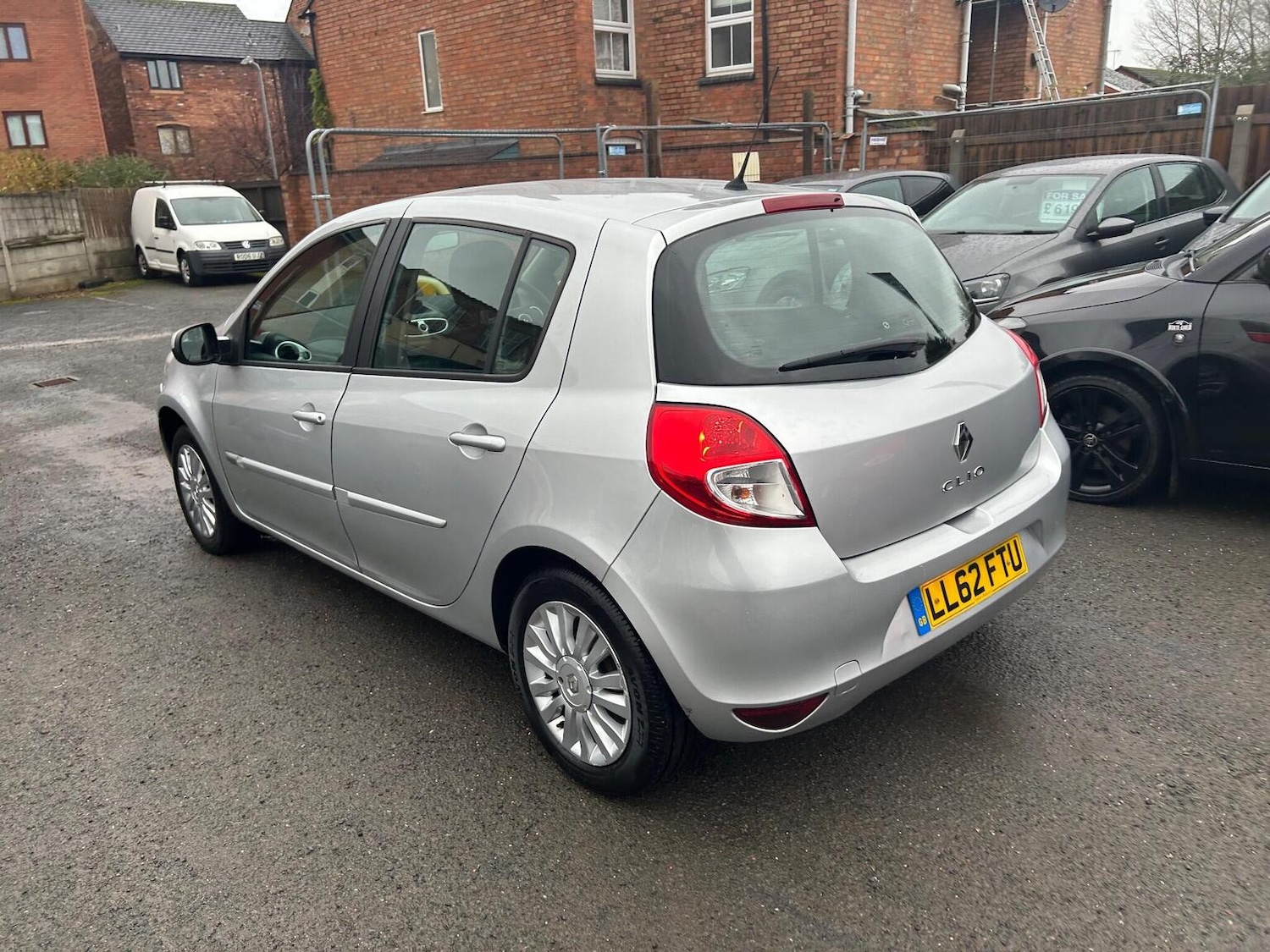 Used Renault Clio 2012 for sale - 76963273: Photo 4