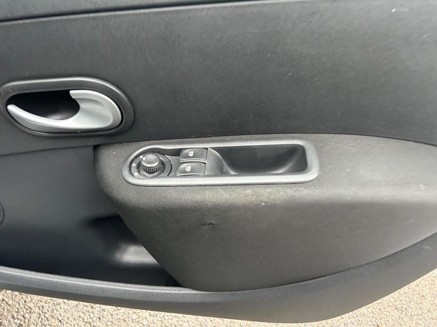 Used Renault Clio 2012 for sale - 76963273: Photo 44