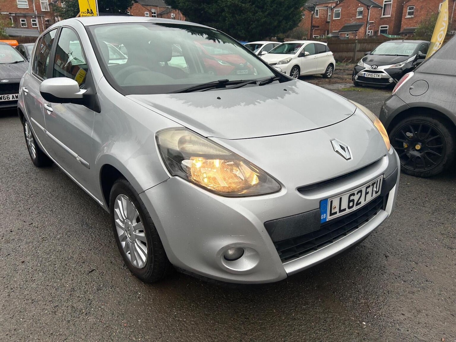 Used Renault Clio 2012 for sale - 76963273: Photo 5