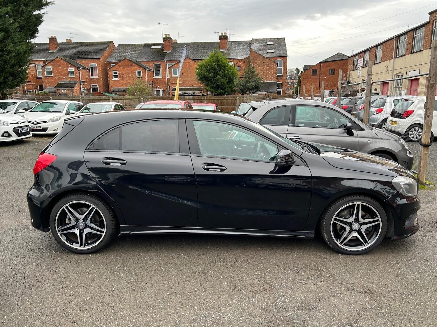 Used Mercedes-Benz A-Class 2013 for sale - 76963298: Photo 11