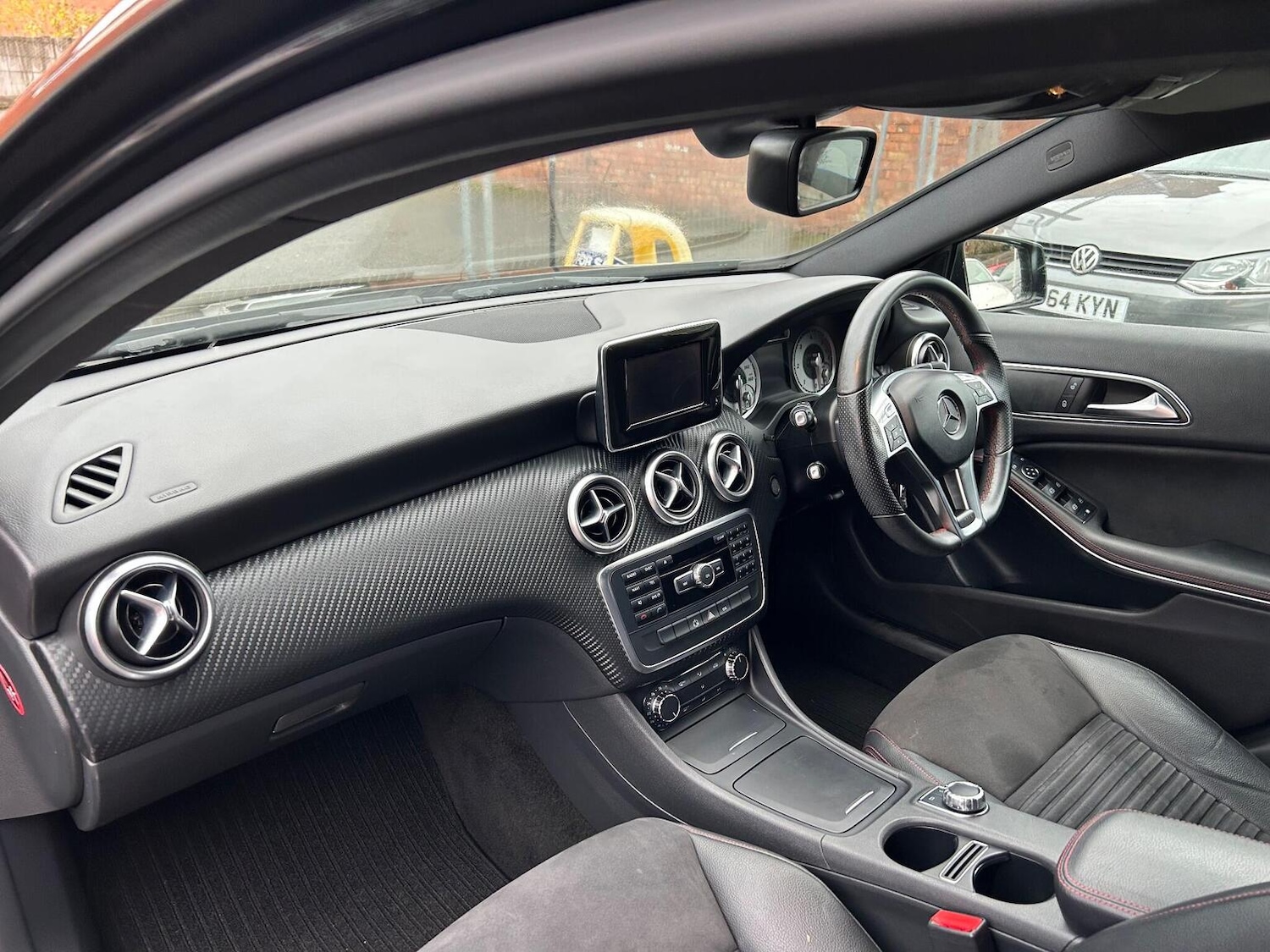 Used Mercedes-Benz A-Class 2013 for sale - 76963298: Photo 15
