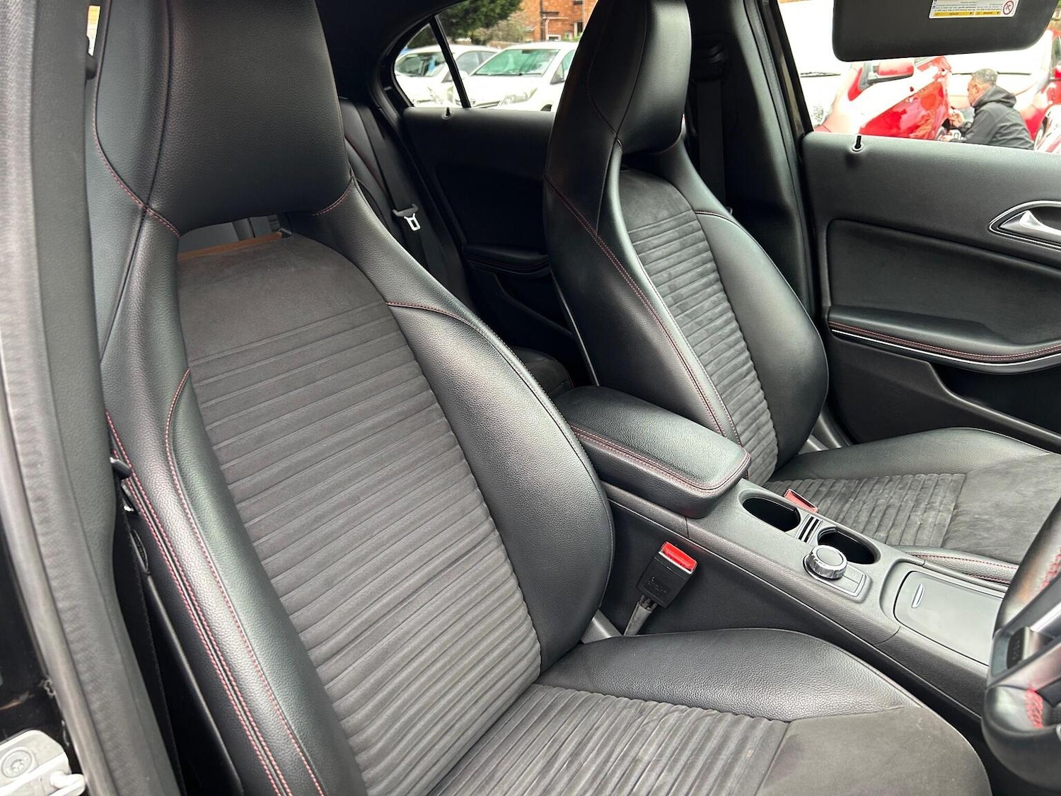 Used Mercedes-Benz A-Class 2013 for sale - 76963298: Photo 17