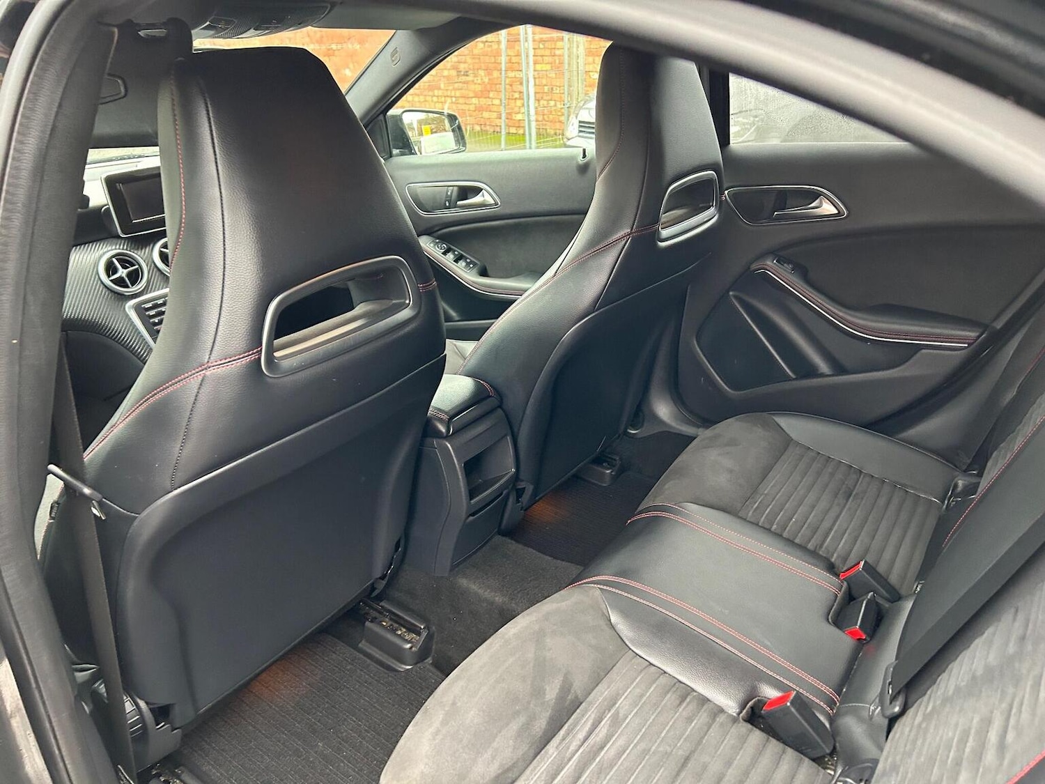 Used Mercedes-Benz A-Class 2013 for sale - 76963298: Photo 20