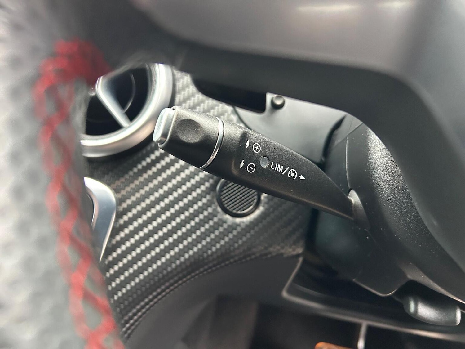 Used Mercedes-Benz A-Class 2013 for sale - 76963298: Photo 25