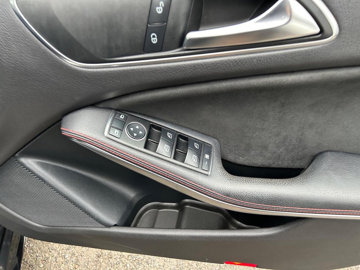 Used Mercedes-Benz A-Class 2013 for sale - 76963298: Photo 27