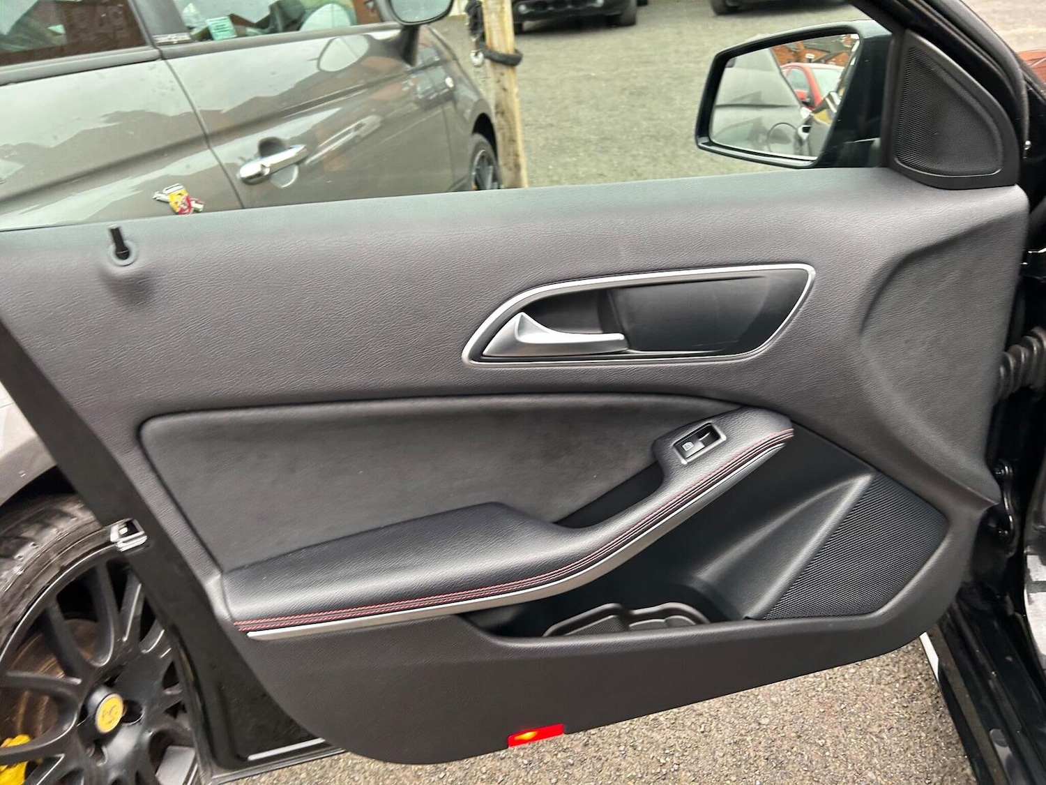 Used Mercedes-Benz A-Class 2013 for sale - 76963298: Photo 30